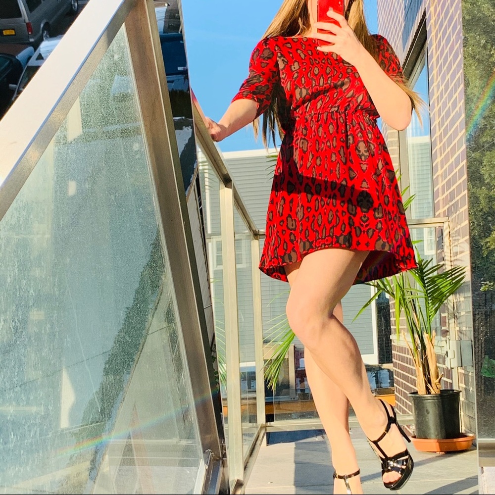 Dolce Vita Air Light Animal Print Open Back Hi-Low - Picture 2 of 11